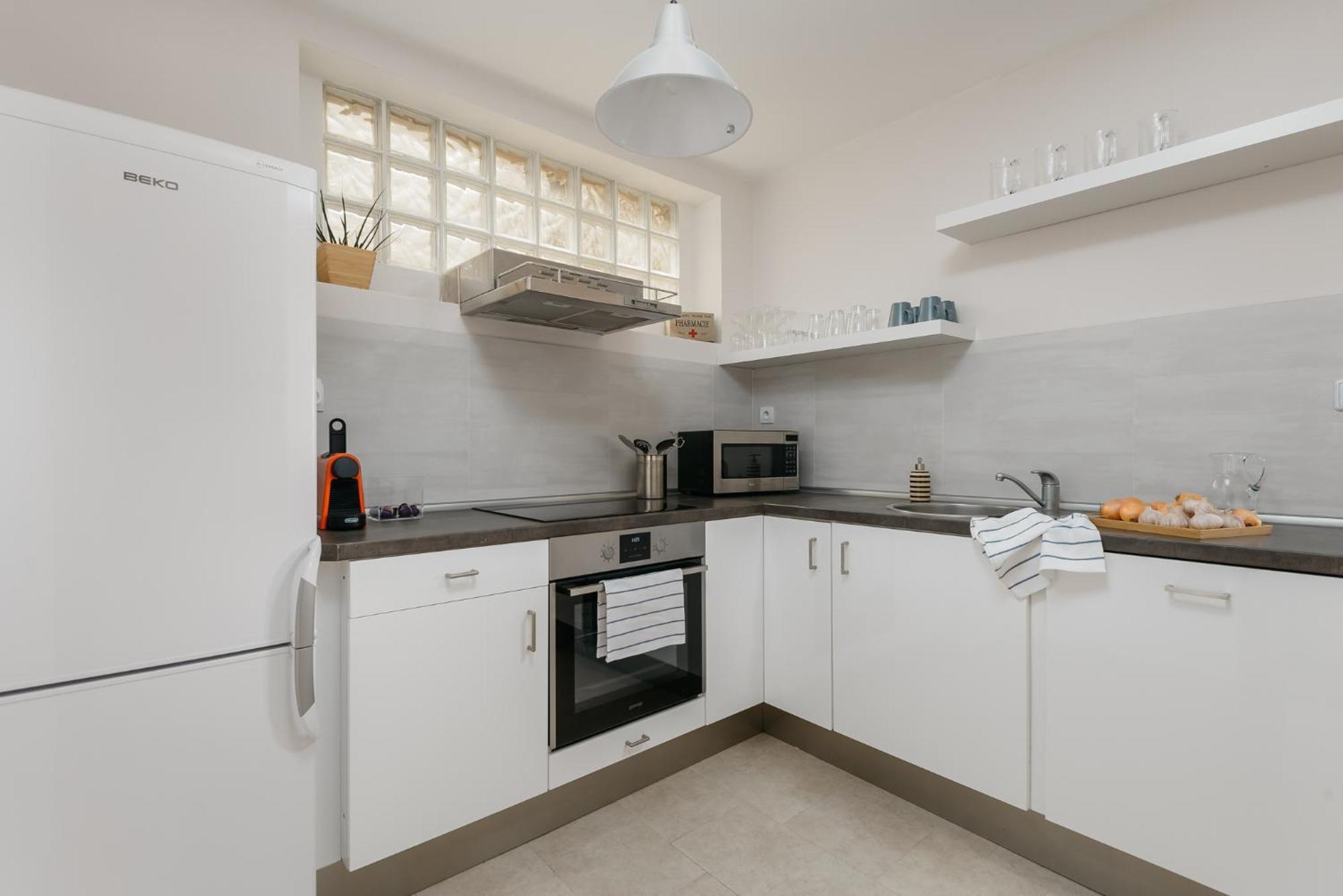 Roy 2 Bdr Apartment With Prague Castle View, Parking & Ac Exterior foto