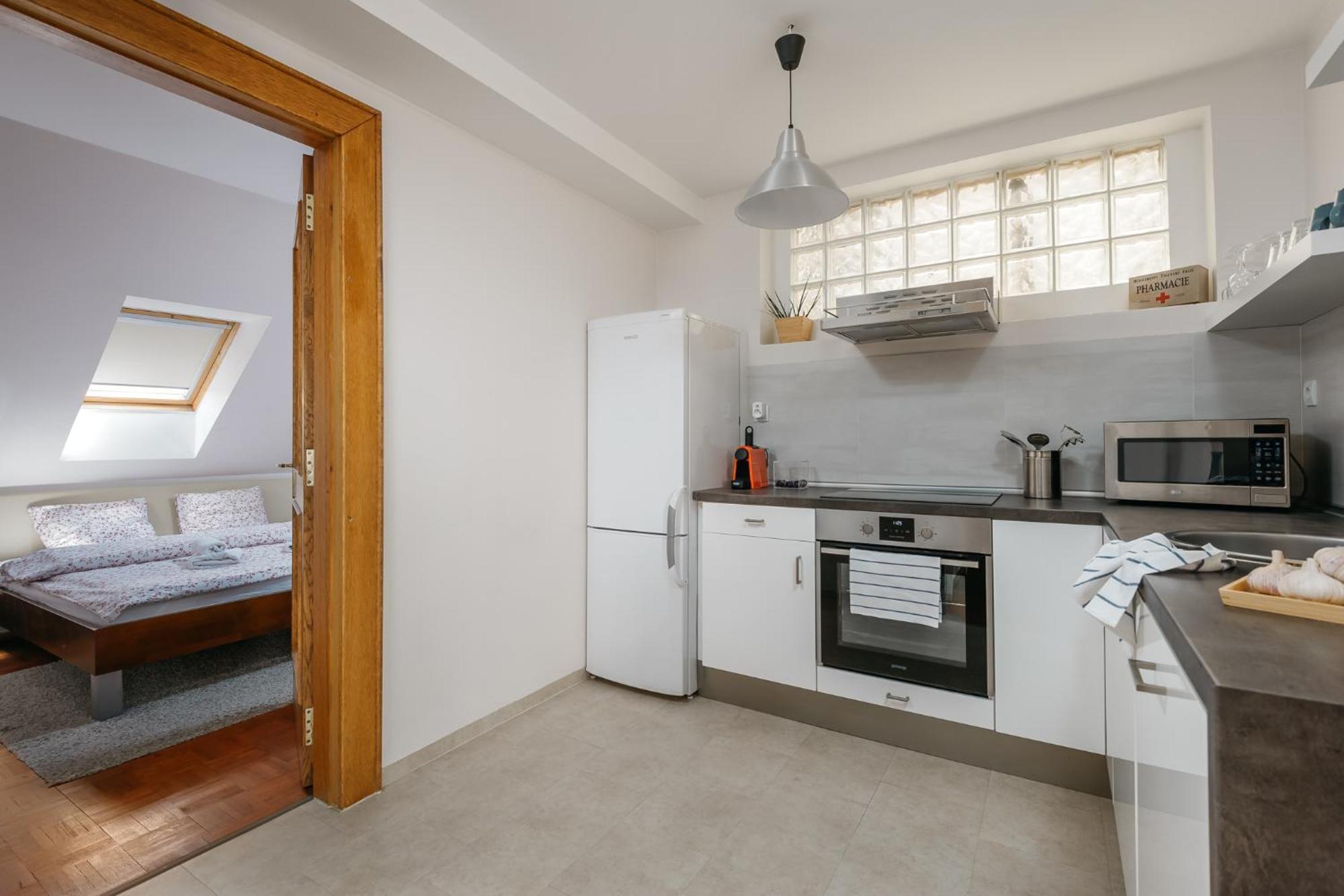 Roy 2 Bdr Apartment With Prague Castle View, Parking & Ac Exterior foto