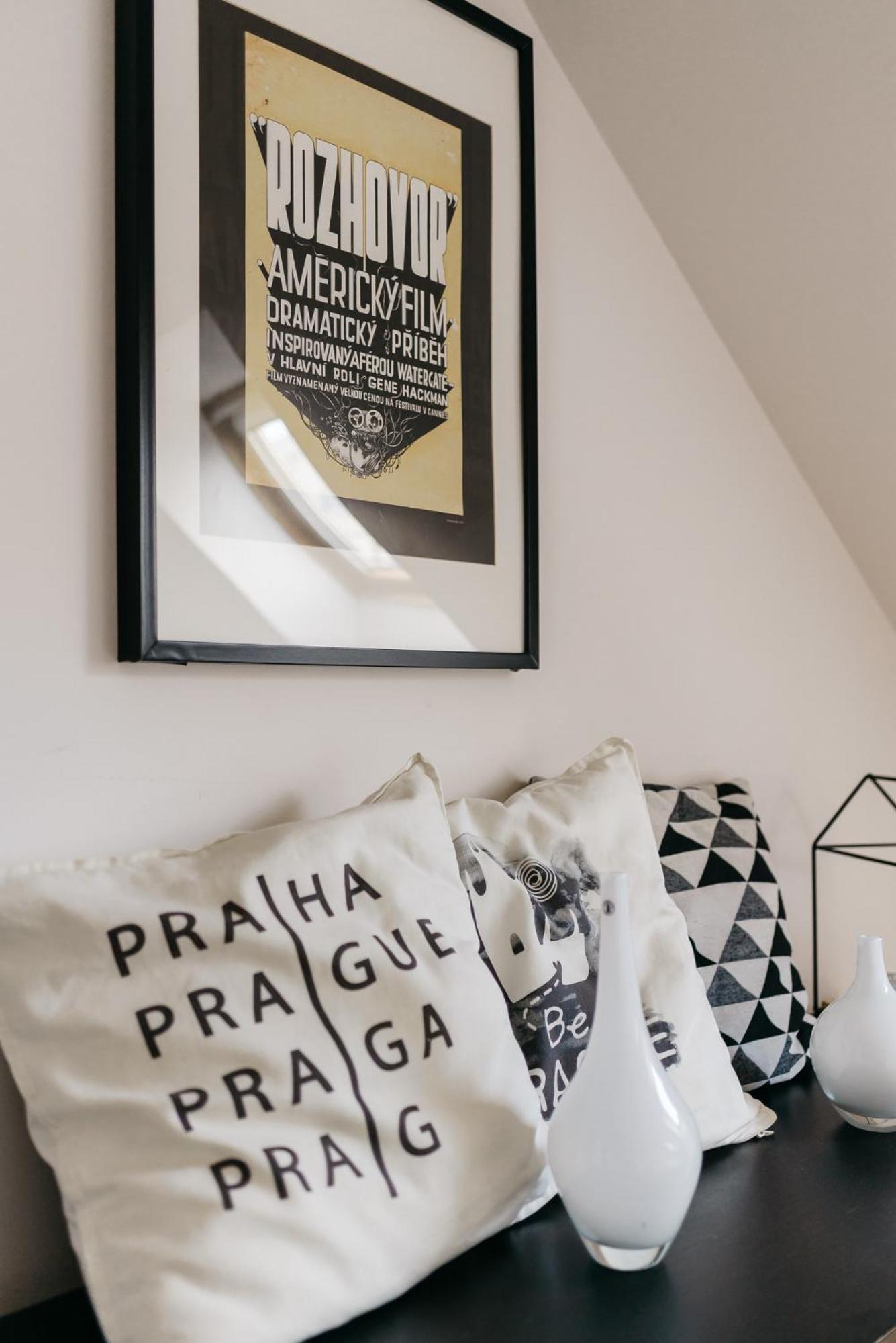 Roy 2 Bdr Apartment With Prague Castle View, Parking & Ac Exterior foto
