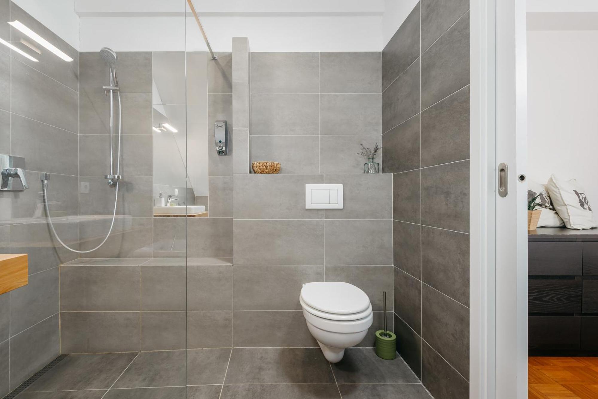 Roy 2 Bdr Apartment With Prague Castle View, Parking & Ac Exterior foto